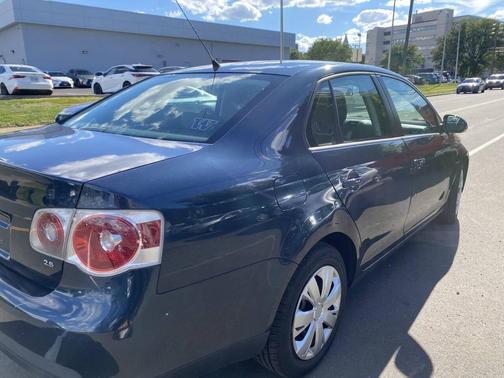 2009 Volkswagen Jetta 2.5 SE SportWagen