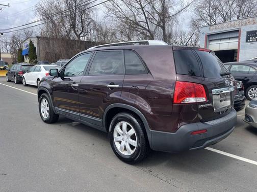 Burgundy 2012 Kia Sorento LX