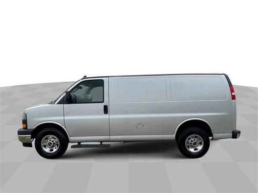2018 GMC Savana 2500 Work Van
