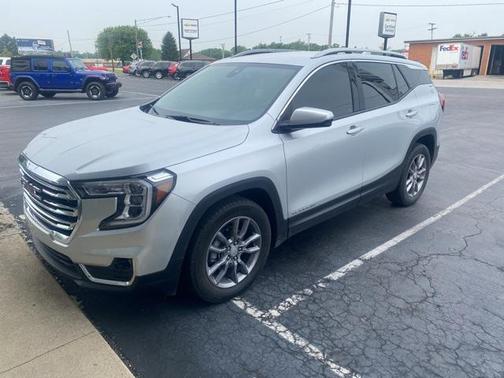 2022 GMC Terrain SLT