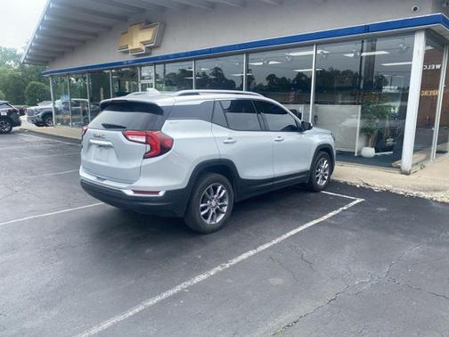 2022 GMC Terrain SLT