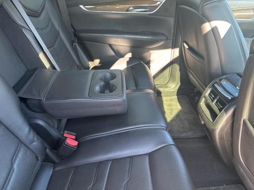 2019 Cadillac XT5 Platinum