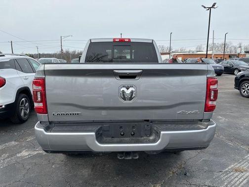 2024 RAM 2500 Laramie Crew Cab 4x4 6'4' Box