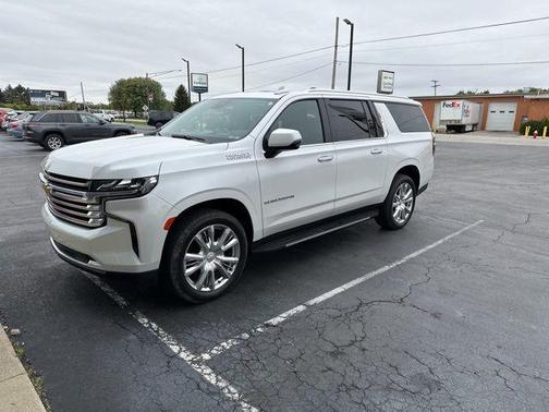 2023 Chevrolet Suburban 4WD High Country