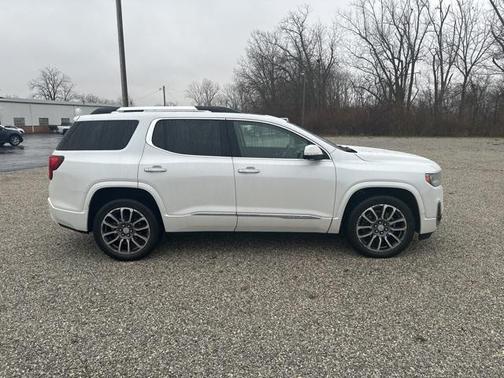 2021 GMC Acadia Denali