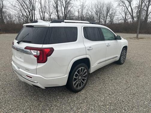 2021 GMC Acadia Denali