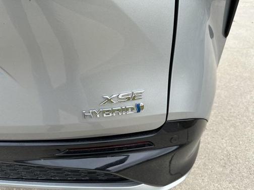 2024 Toyota Sienna XSE 7 Passenger