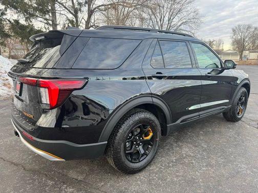 Agate Black Metallic 2026 Ford Explorer Tremor