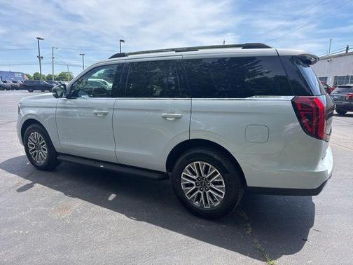 Space Silver Metallic 2026 Ford Expedition Platinum