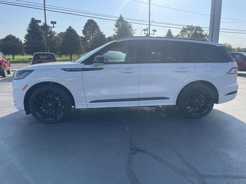 2025 Lincoln Aviator Reserve