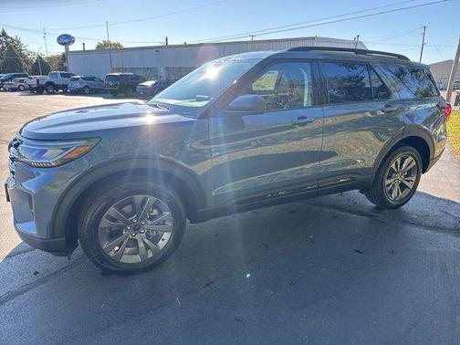 Vapor Blue Metallic 2026 Ford Explorer Active