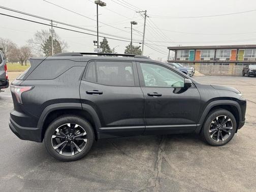 2025 Chevrolet Equinox FWD RS