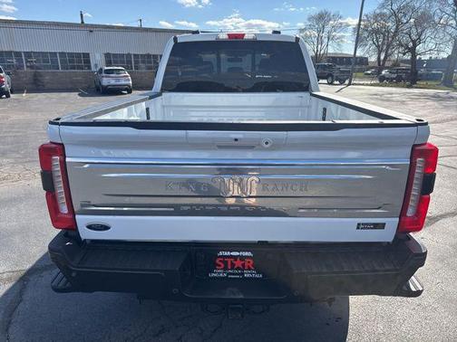 Oxford White 2024 Ford F-250 King Ranch