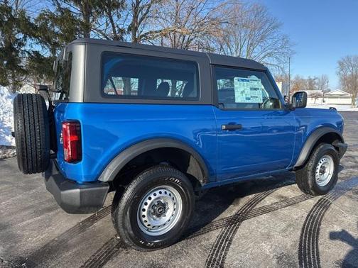 2025 Ford Bronco Base