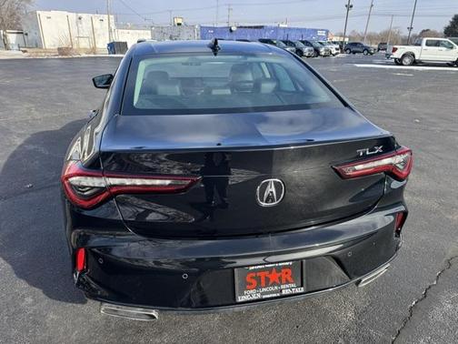 2025 Acura TLX Technology