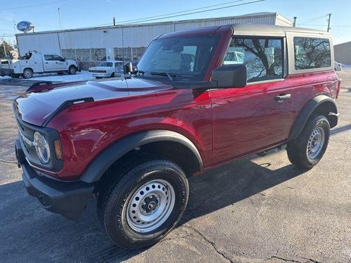 2025 Ford Bronco Base