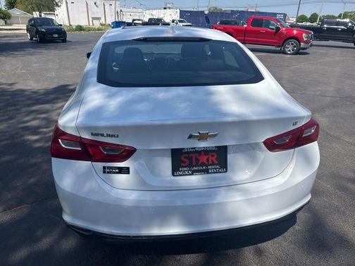 Summit White 2024 Chevrolet Malibu FWD 1LT