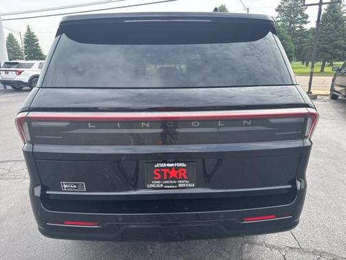 2025 Lincoln Navigator Reserve