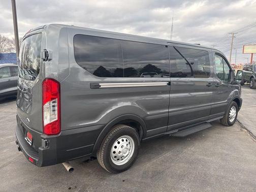 2025 Ford Transit-350 XL