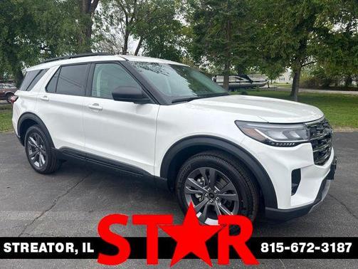 Star White Metallic Tri-Coat 2026 Ford Explorer Active