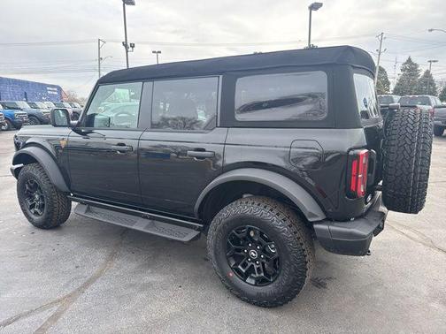 Shadow Black 2026 Ford Bronco Badlands