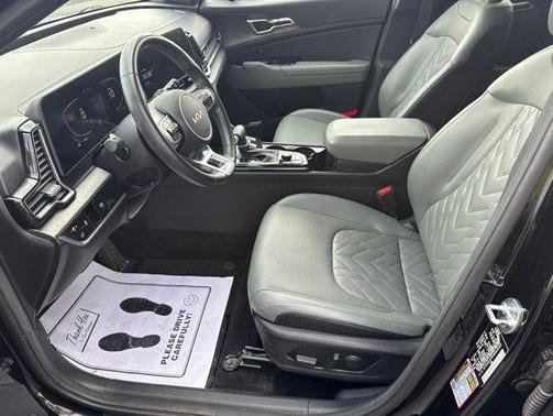 Ebony Black 2023 Kia Sportage X-Line