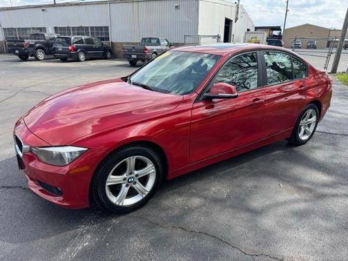 Melbourne Red Metallic 2015 BMW 320 i