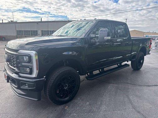 Agate Black Metallic 2027 Ford F-250 Lariat