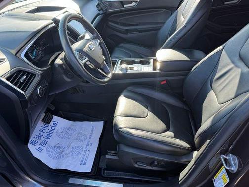 Magnetic Metallic 2020 Ford Edge Titanium