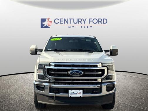White Metallic 2022 Ford F-350 Lariat Super Duty