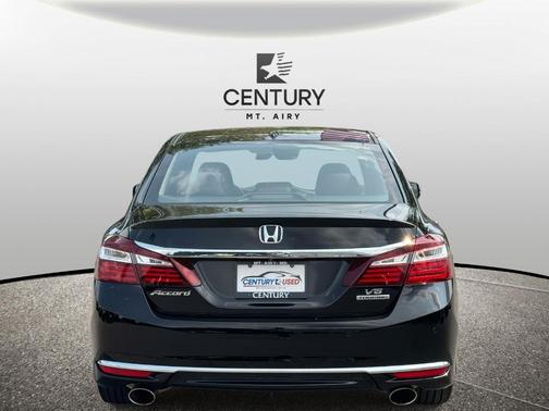 2017 Honda Accord Touring