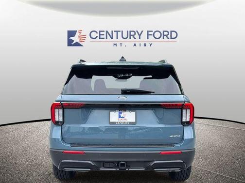 Vapor Blue Metallic 2026 Ford Explorer ST-Line