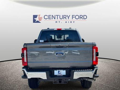 2025 Ford F-350 Lariat Super Duty