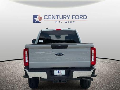 2025 Ford F-350 XLT