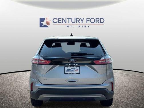 Silver Metallic 2023 Ford Edge SEL