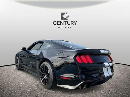 2016 Ford Shelby GT350 Base