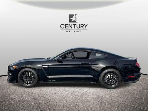 2016 Ford Shelby GT350 Base