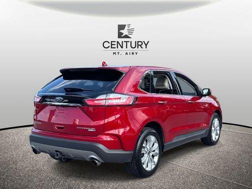 2020 Ford Edge Titanium