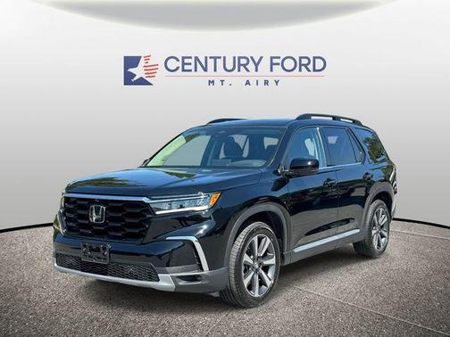 Crystal Black Pearl 2024 Honda Pilot Elite