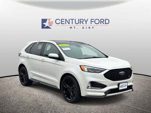 White Platinum 2019 Ford Edge ST