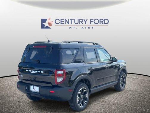 Shadow Black 2026 Ford Bronco Sport Outer Banks