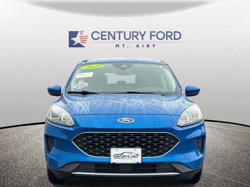 Blue Metallic 2021 Ford Escape SE