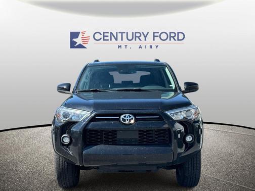 Midnight Black Metallic 2024 Toyota 4Runner SR5