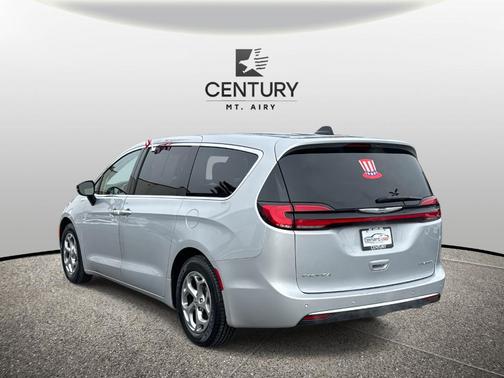 2024 Chrysler Pacifica Limited