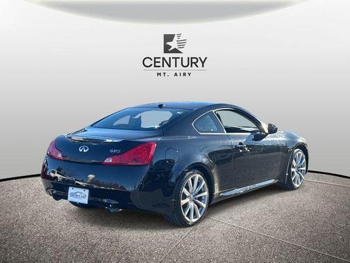 2010 INFINITI G37 Sport