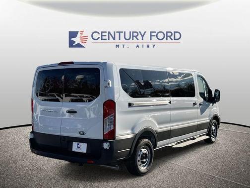 2025 Ford Transit-350 XL