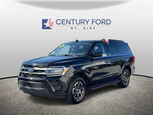 Black Metallic 2024 Ford Expedition XLT