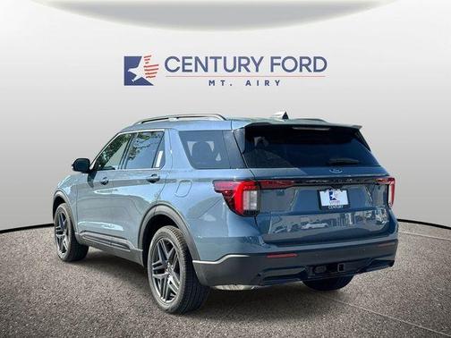 Vapor Blue Metallic 2026 Ford Explorer ST-Line