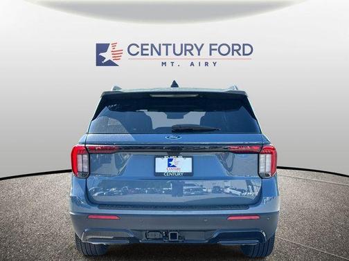Vapor Blue Metallic 2026 Ford Explorer ST-Line