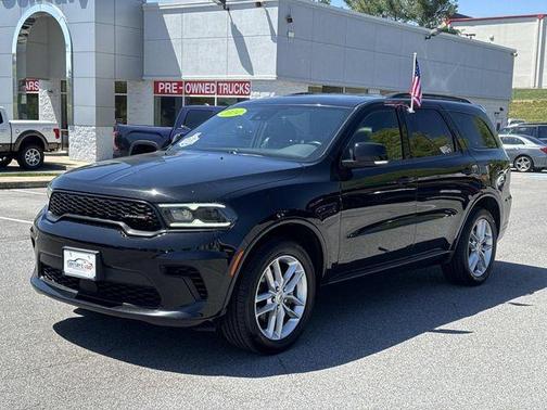 DB Black Crystal Clearcoat 2024 Dodge Durango GT
